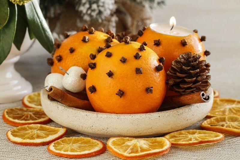 pomme de senteur - orange et clous de girofle