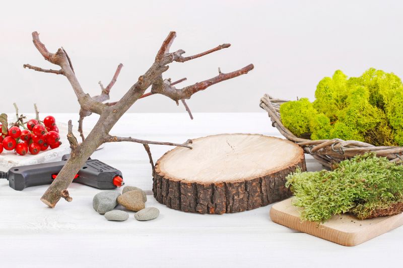 photo du matériel nécessaire pour fabriquer un arbre de Pâques