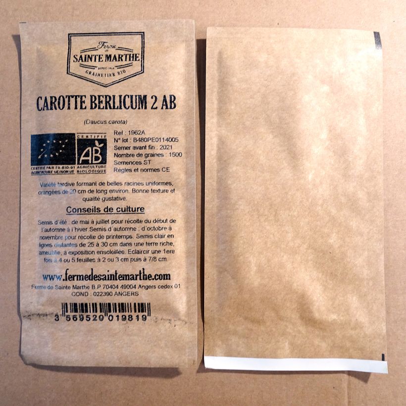 Exemple de spécimen de Carotte Berlicum 2 Bio - Ferme de Sainte Marthe le sachet de 1500 graines environ tel que livré