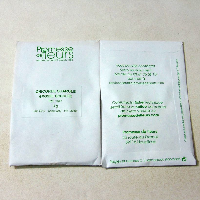 Exemple de spécimen de Chicorée scarole Grosse Bouclée - Cichorium endivia le sachet de 1800 graines environ (minimum 3g) tel que livré