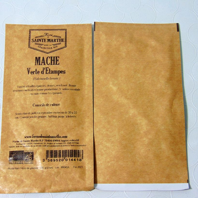 Exemple de spécimen de Mâche Verte d'Etampes Bio - Ferme de Sainte Marthe le sachet de 500 graines environ tel que livré